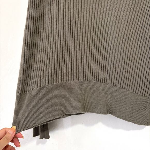MASION MARGIELA 100% Wool Ribbed Knit Sweater in Khaki Gray Size XL - Picture 6 of 14